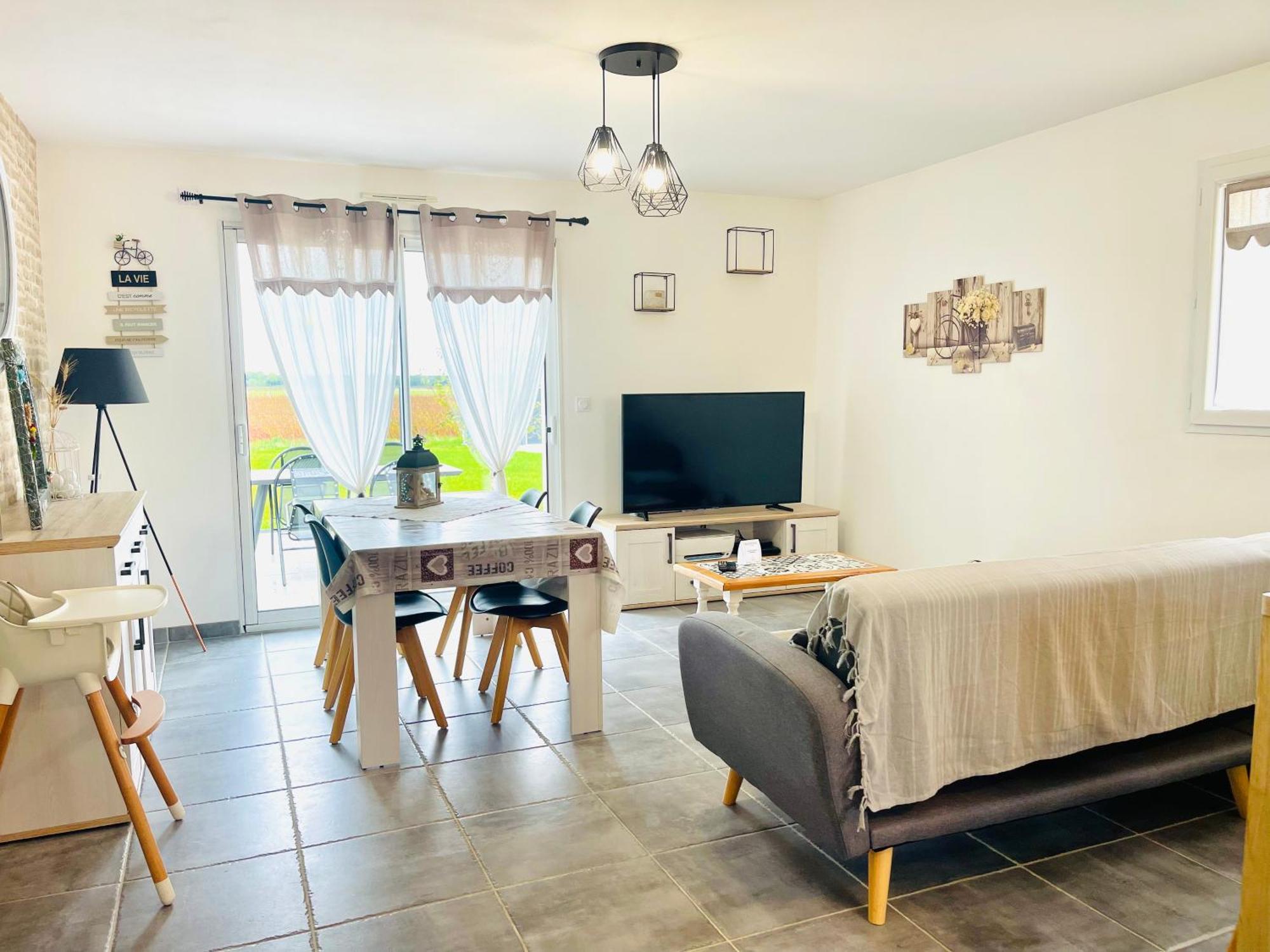 Petite Maison Au Calme Poupry Εξωτερικό φωτογραφία